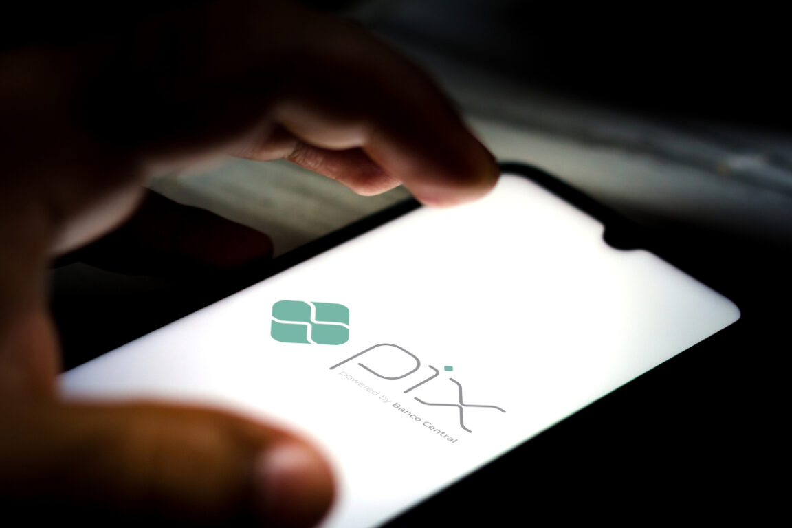 Leia mais sobre o artigo Banco Central anuncia que Pix automático estará disponível em outubro de 2024; veja como vai funcionar